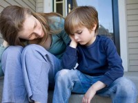 心理咨询平台：父母应该怎么正确管教青春期阶段的孩子？